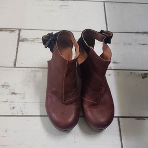 Free People clog heels
